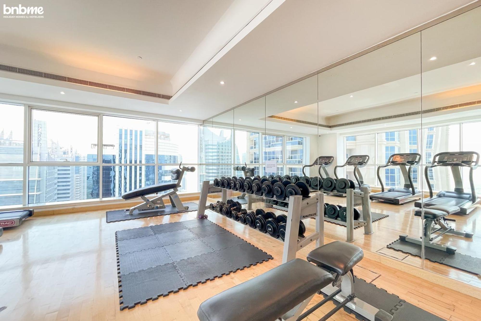 Bnbmehomes - Saba Tower Apartment *